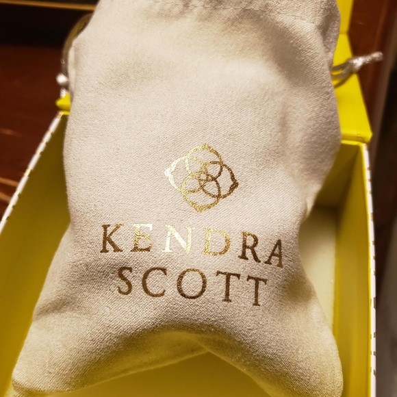 cuff - Picture 2 of 3